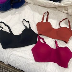 Victoria’s Secret lined balcony bra (set of 3) 34DDD